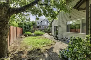 1175 NE Irene Ct, Hillsboro, OR 97124 - Photo 27