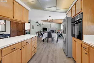 642 Terrace Ln, Sutherlin, OR 97479 - Photo 11