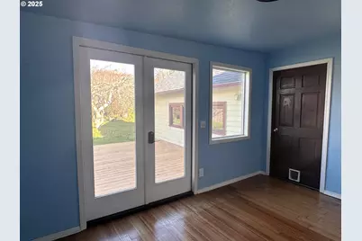 1335 7th St, Florence, OR 97439 - Photo 21