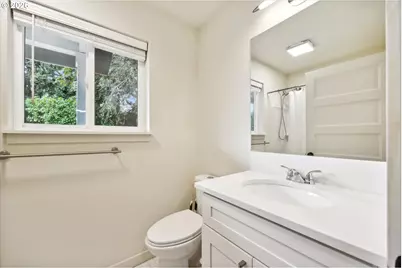 5812 N Syracuse St, Portland, OR 97203 - Photo 25