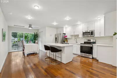 5812 N Syracuse St, Portland, OR 97203 - Photo 15