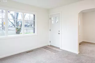 1305 S Second St, Lebanon, OR 97355 - Photo 5