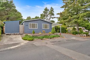 1601 Rhododendron Dr, Florence, OR 97439 - Photo 3