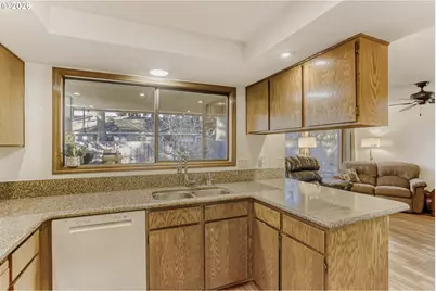 4087 SE Spring St, Hillsboro, OR 97123 - Photo 13