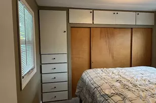 16901 SE Division St, Portland, OR 97236 - Photo 7