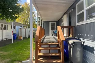 16901 SE Division St, Portland, OR 97236 - Photo 17