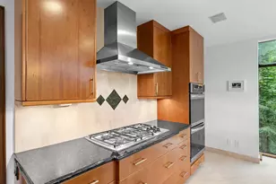 5822 SW Sheridan Ct, Portland, OR 97221 - Photo 11