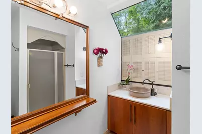 5822 SW Sheridan Ct, Portland, OR 97221 - Photo 17