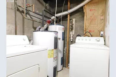 315 N Gale St, Heppner, OR 97836 - Photo 25