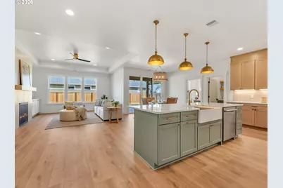 1054 Picture Pl, Gearhart, OR 97138 - Photo 7