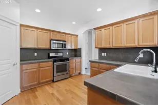 8020 NE 20th St, Vancouver, WA 98664 - Photo 9