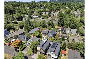 1433 SW Hume Ct, Portland, OR 97219 - Photo 29
