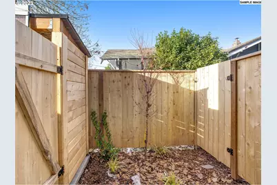 2327 N Lombard St #2, Portland, OR 97217 - Photo 7