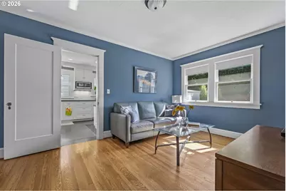 1030 NE Floral Pl, Portland, OR 97232 - Photo 23