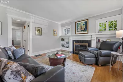 1030 NE Floral Pl, Portland, OR 97232 - Photo 7