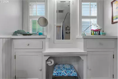 1030 NE Floral Pl, Portland, OR 97232 - Photo 29