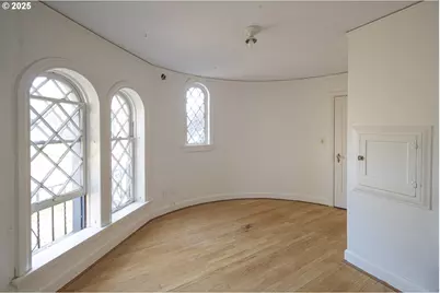 3880 NE Wistaria Dr, Portland, OR 97212 - Photo 23