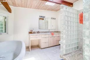 355 Horizon Hill Rd, Yachats, OR 97498 - Photo 23