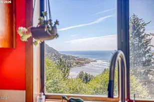 355 Horizon Hill Rd, Yachats, OR 97498 - Photo 13