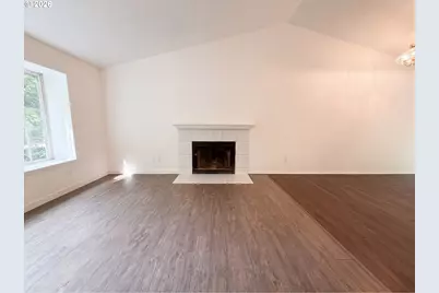 845 SE 8th St, Gresham, OR 97080 - Photo 9