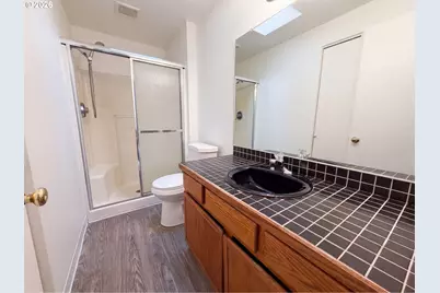 845 SE 8th St, Gresham, OR 97080 - Photo 11