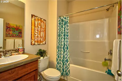 10415 NE Avery Way, Hillsboro, OR 97006 - Photo 17