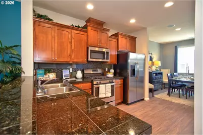 10415 NE Avery Way, Hillsboro, OR 97006 - Photo 11