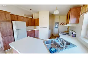 94120 Strahan St, Gold Beach, OR 97444 - Photo 7