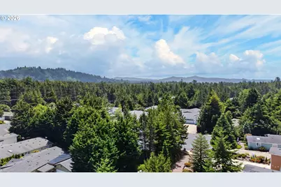 438 Sherwood Loop, Florence, OR 97439 - Photo 37