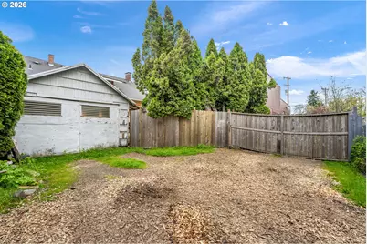 7462 N Dwight Ave, Portland, OR 97203 - Photo 31