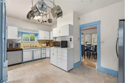 7462 N Dwight Ave, Portland, OR 97203 - Photo 15