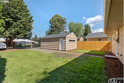 1811 15th Ave, Longview, WA 98632 - Photo 17
