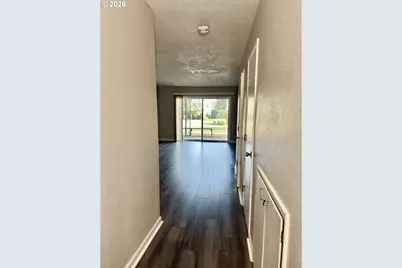 2058 NE Hogan Dr, Gresham, OR 97030 - Photo 15