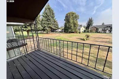 2058 NE Hogan Dr, Gresham, OR 97030 - Photo 25