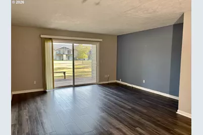 2058 NE Hogan Dr, Gresham, OR 97030 - Photo 11