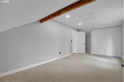 14890 SW Village Ln, Beaverton, OR 97007 - Photo 41