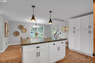 14890 SW Village Ln, Beaverton, OR 97007 - Photo 21