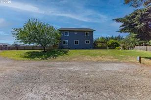 1602 Ash St, North Bend, OR 97459 - Photo 45