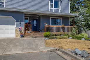 1602 Ash St, North Bend, OR 97459 - Photo 3
