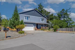 1602 Ash St, North Bend, OR 97459 - Photo 1