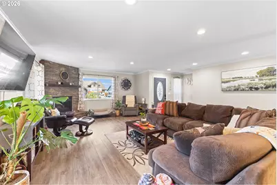 1602 Ash St, North Bend, OR 97459 - Photo 13