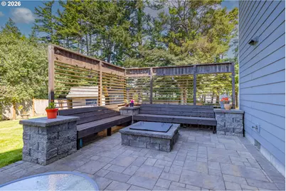 1602 Ash St, North Bend, OR 97459 - Photo 35