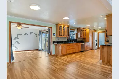 30 W Kensington Ave, Astoria, OR 97103 - Photo 21