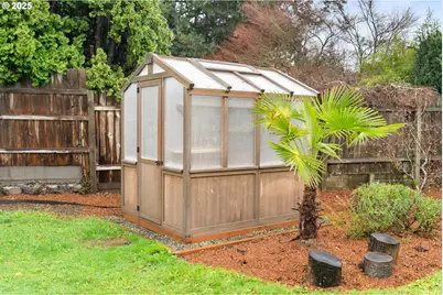 2834 SE 78th Ave, Portland, OR 97206 - Photo 39