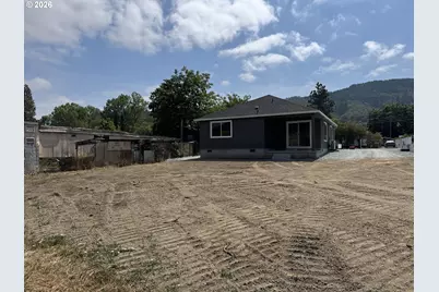 1123 Laura St, Myrtle Creek, OR 97457 - Photo 23