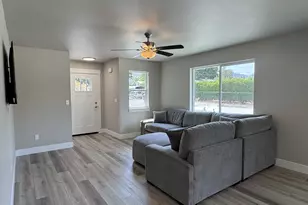 1123 Laura St, Myrtle Creek, OR 97457 - Photo 7