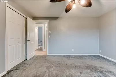 2230 Viewmont Ave, Springfield, OR 97477 - Photo 17