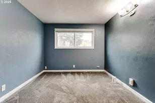 2230 Viewmont Ave, Springfield, OR 97477 - Photo 25