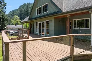 41459 State Hwy 38, Reedsport, OR 97467 - Photo 9