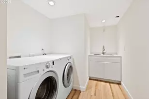 1912 NE 11th Ave, Portland, OR 97212 - Photo 25